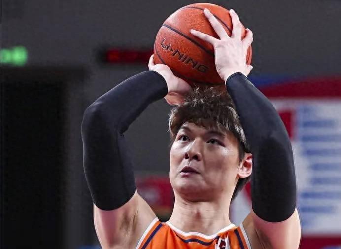OG阿努诺比:站在英国篮球之巅的NBA冠军倒计时
