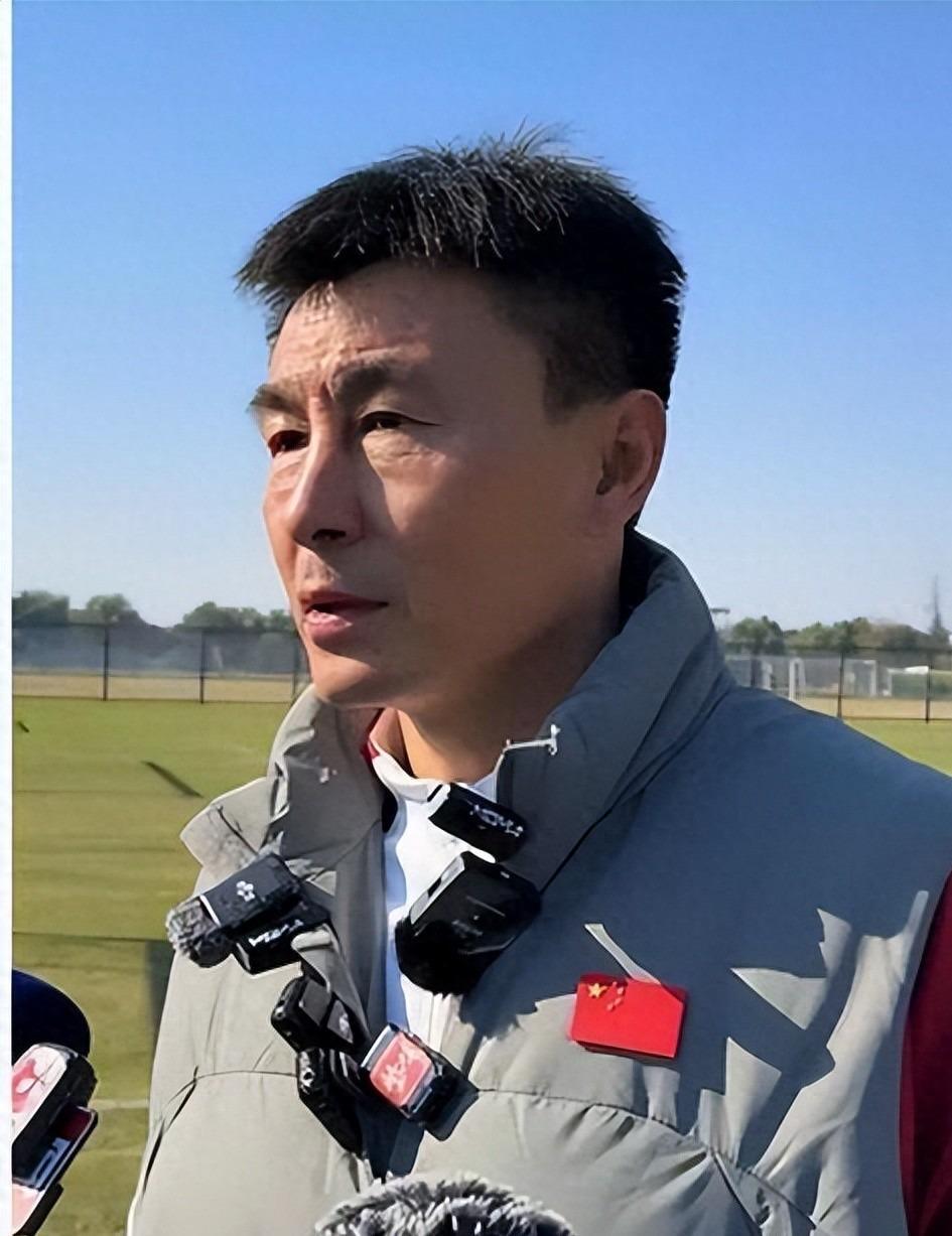 有点尴尬!布朗两个月前吐槽恩比德假摔骗哨 如今两人竟成为队友