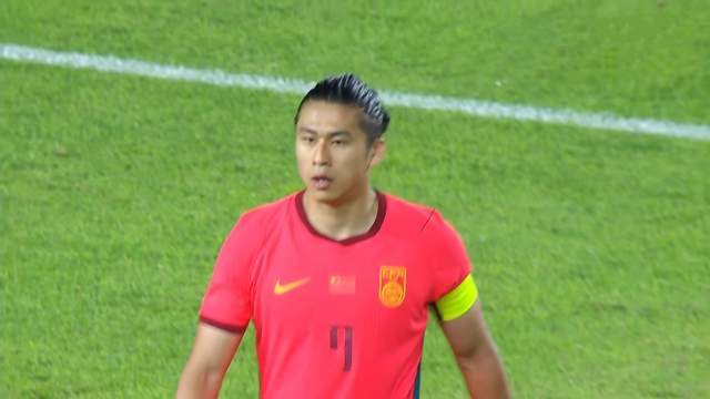 世界杯淘汰赛单场打进2球，1954年之后瑞士队首次做到