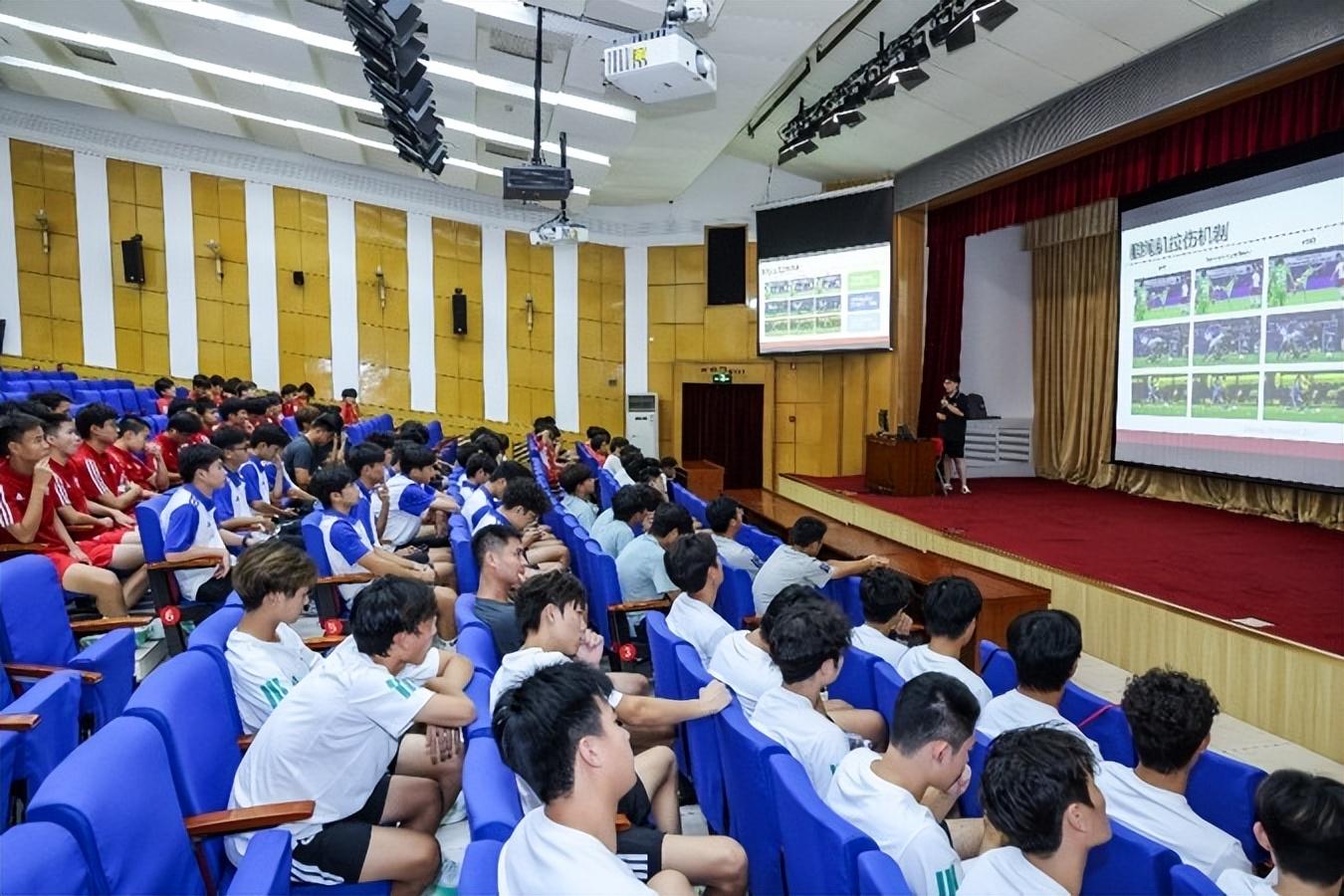 出国用网不顺？QuickQ下载后会带来哪些改善？