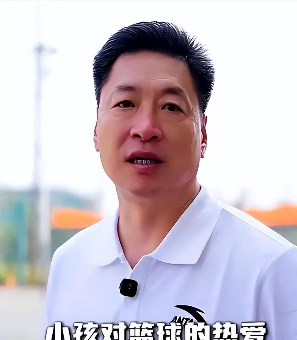 美国亿万富豪抢购球队,原因惊人!